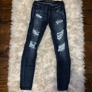 Ripped american eagle skinny jeans